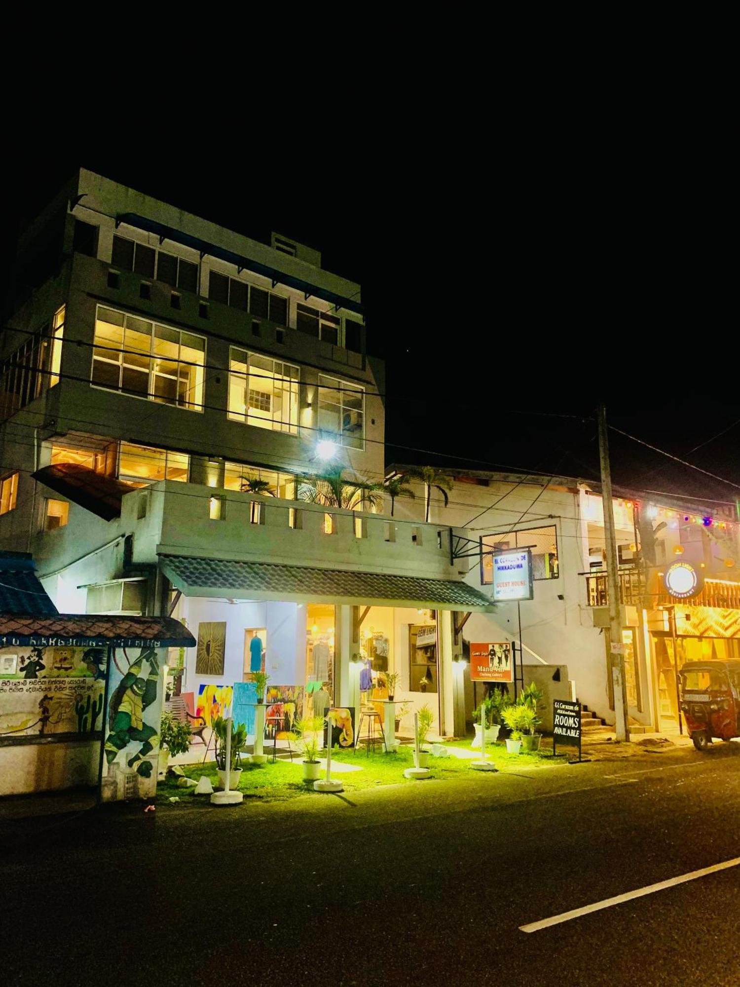 El Corazon De Hikkaduwa Bed & Breakfast Exterior photo