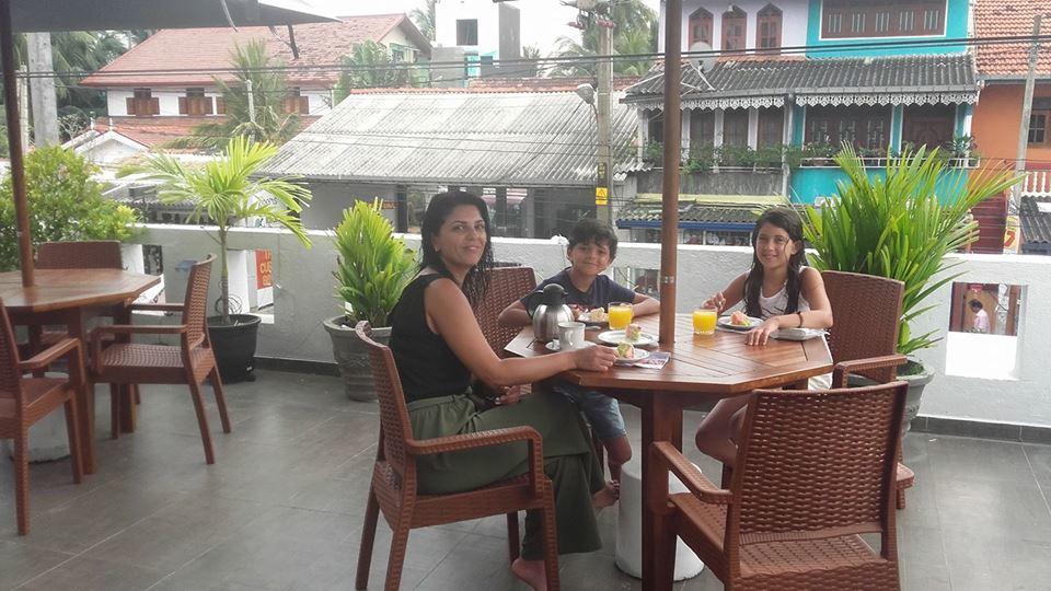 El Corazon De Hikkaduwa Bed & Breakfast Exterior photo